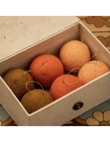 Boule de Noël en laine feutrée - Muskhane